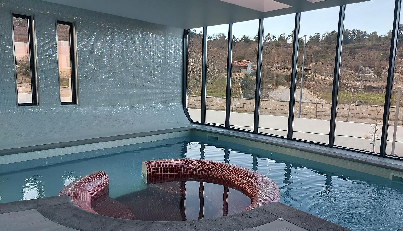 Grapple Hotel & Spa 卡拉泽达丹西昂伊什 外观 照片